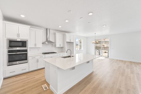 Tiny photo for 5477 N SADDLE STONE DR #534, Eagle Mountain, UT 84005 (MLS # 2140819)