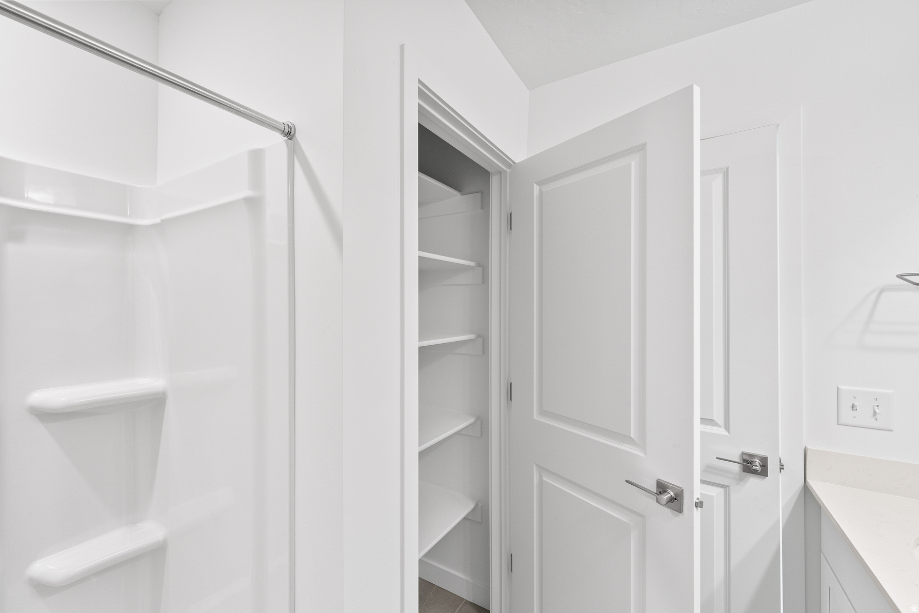 PONY EXPRESS ESTATES - Residential