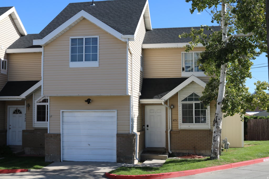 Photo of 4751 S OLD OXFORD RD, Salt Lake City, UT 84118 (MLS # 2184735)