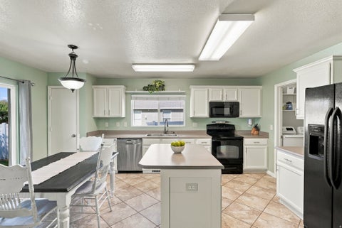 Tiny photo for 1076 S 1050 W, Woods Cross, UT 84087 (MLS # 2185277)