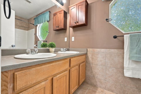 Tiny photo for 1076 S 1050 W, Woods Cross, UT 84087 (MLS # 2185277)