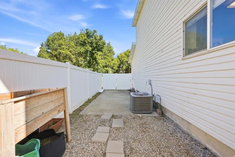 Tiny photo for 1076 S 1050 W, Woods Cross, UT 84087 (MLS # 2185277)