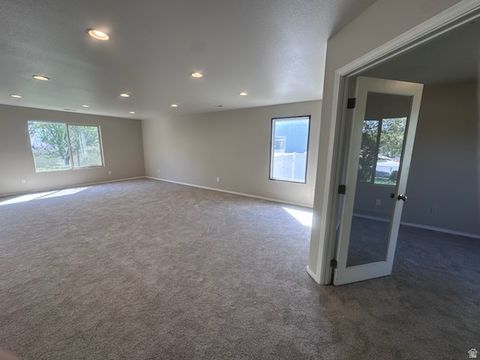 Tiny photo for 511 S SPANISH FIELDS DR, Spanish Fork, UT 84660 (MLS # 2151293)