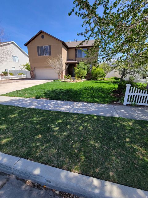 Tiny photo for 511 S SPANISH FIELDS DR, Spanish Fork, UT 84660 (MLS # 2151293)