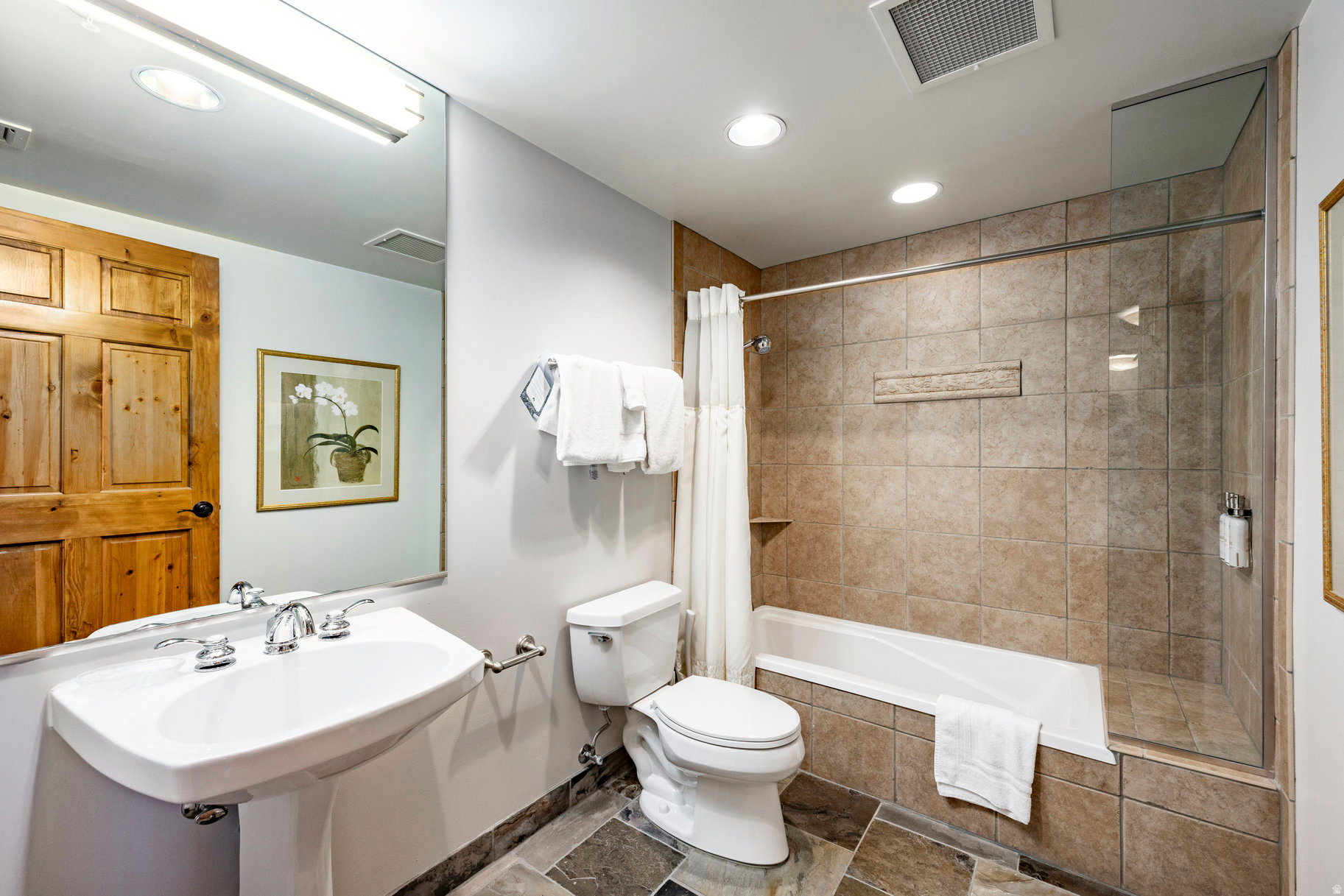 LODGES AT DEER VALLEY - Residential