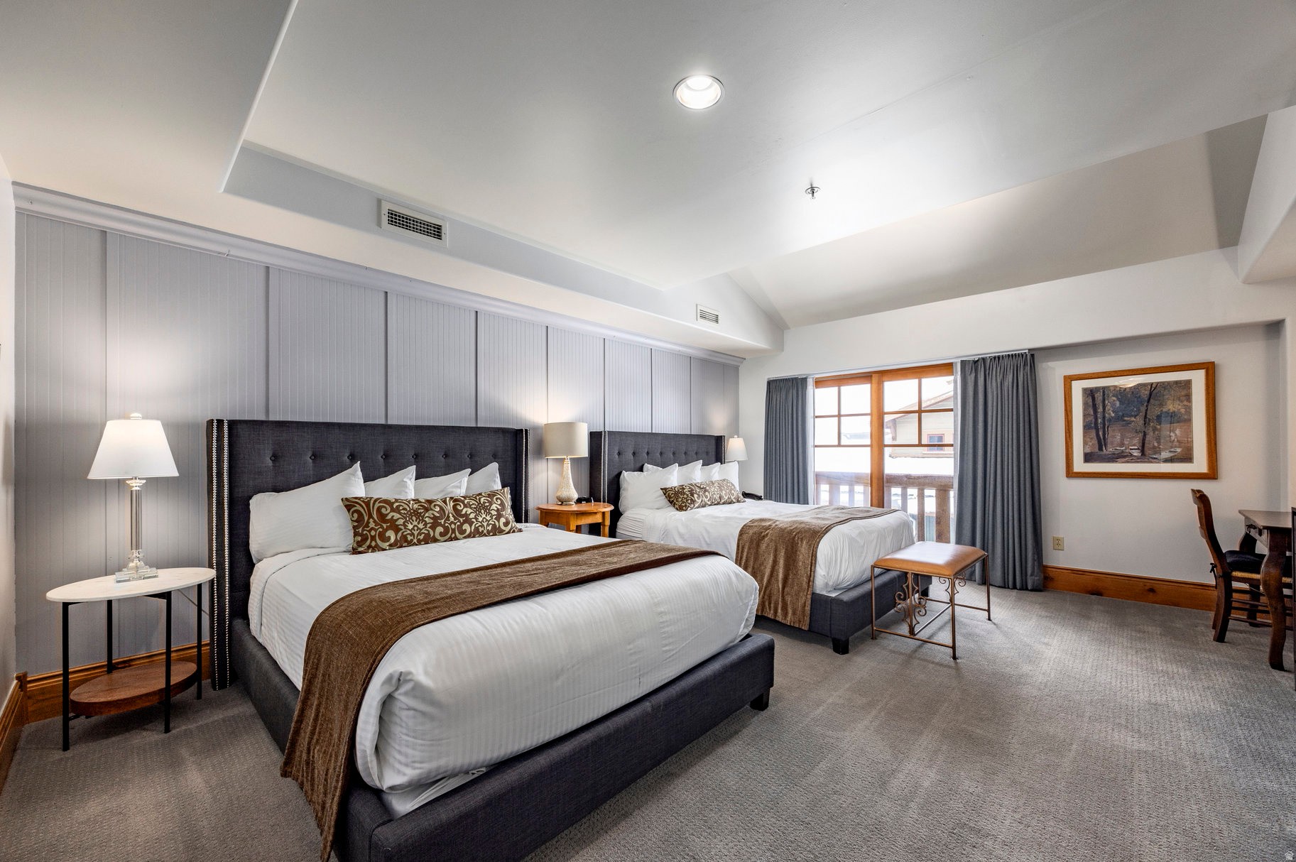 LODGES AT DEER VALLEY - Residential