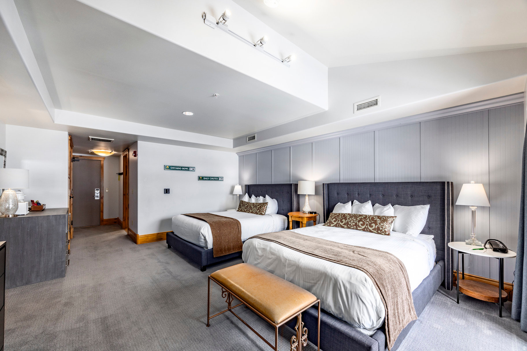 LODGES AT DEER VALLEY - Residential