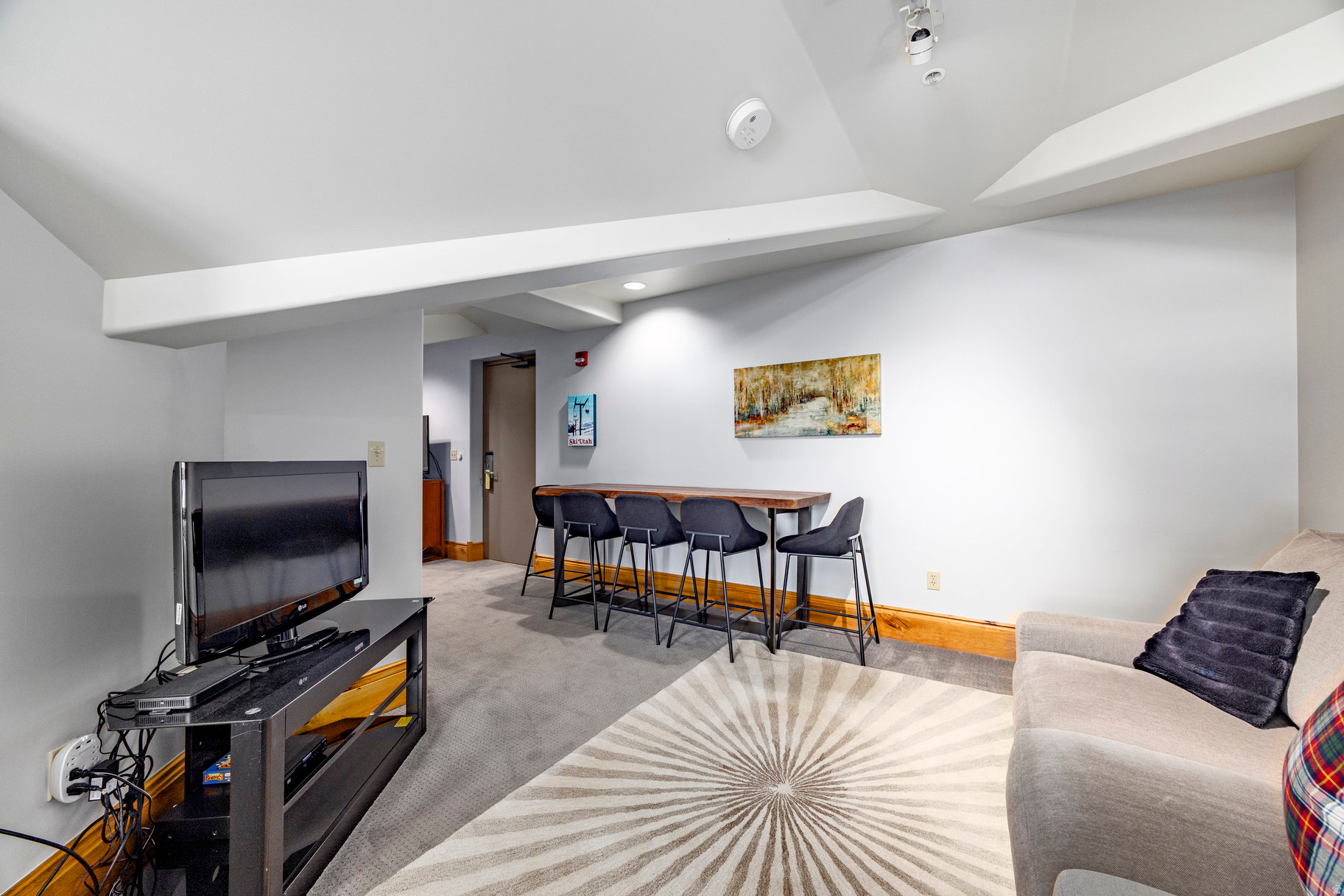 LODGES AT DEER VALLEY - Residential