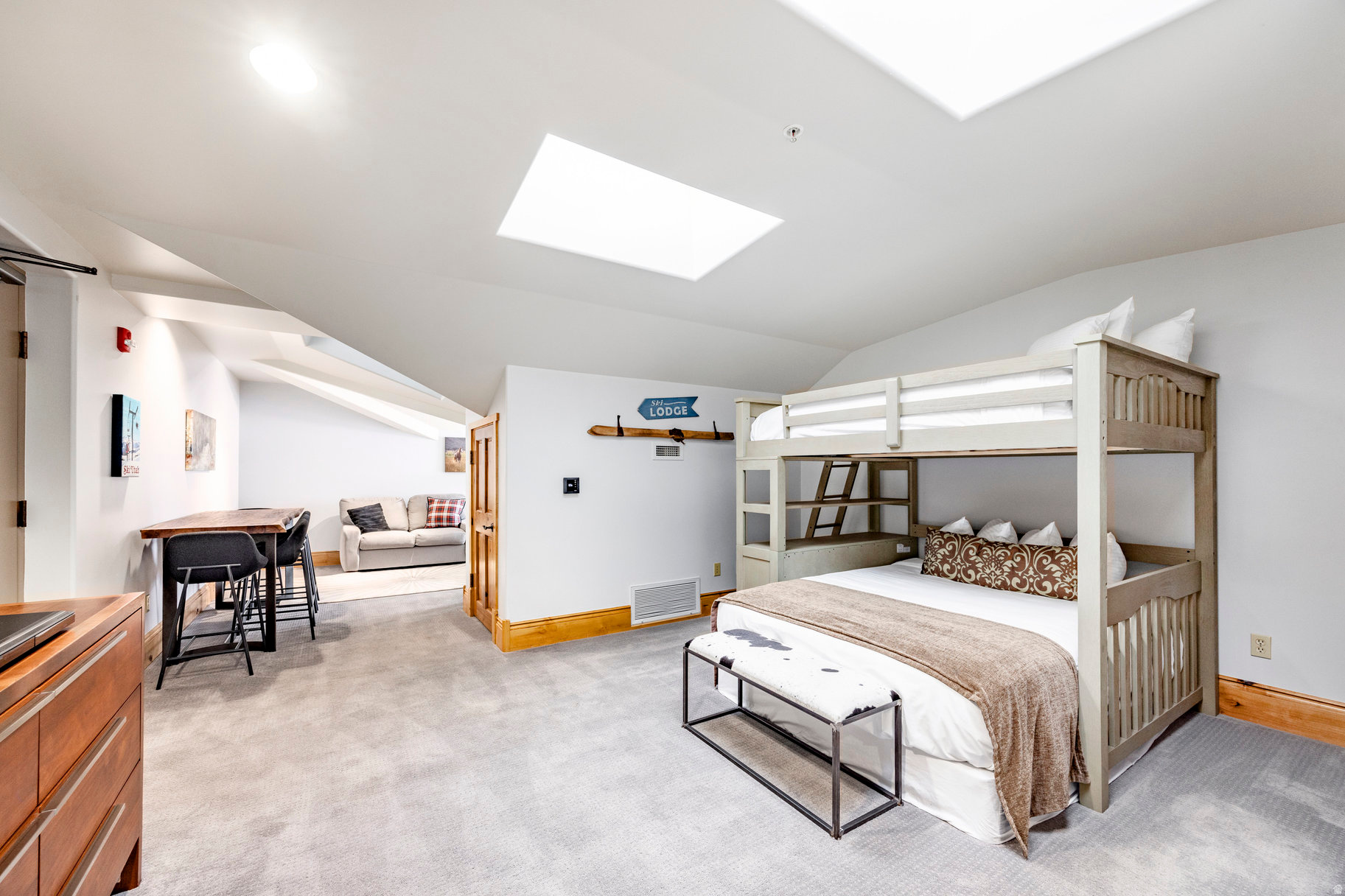 LODGES AT DEER VALLEY - Residential