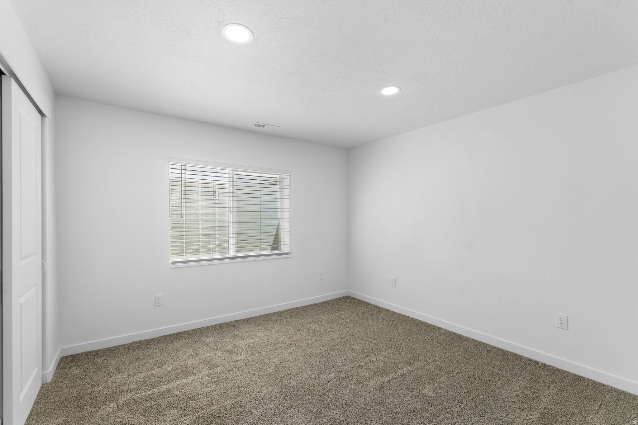 WILLOW POINT - Residential