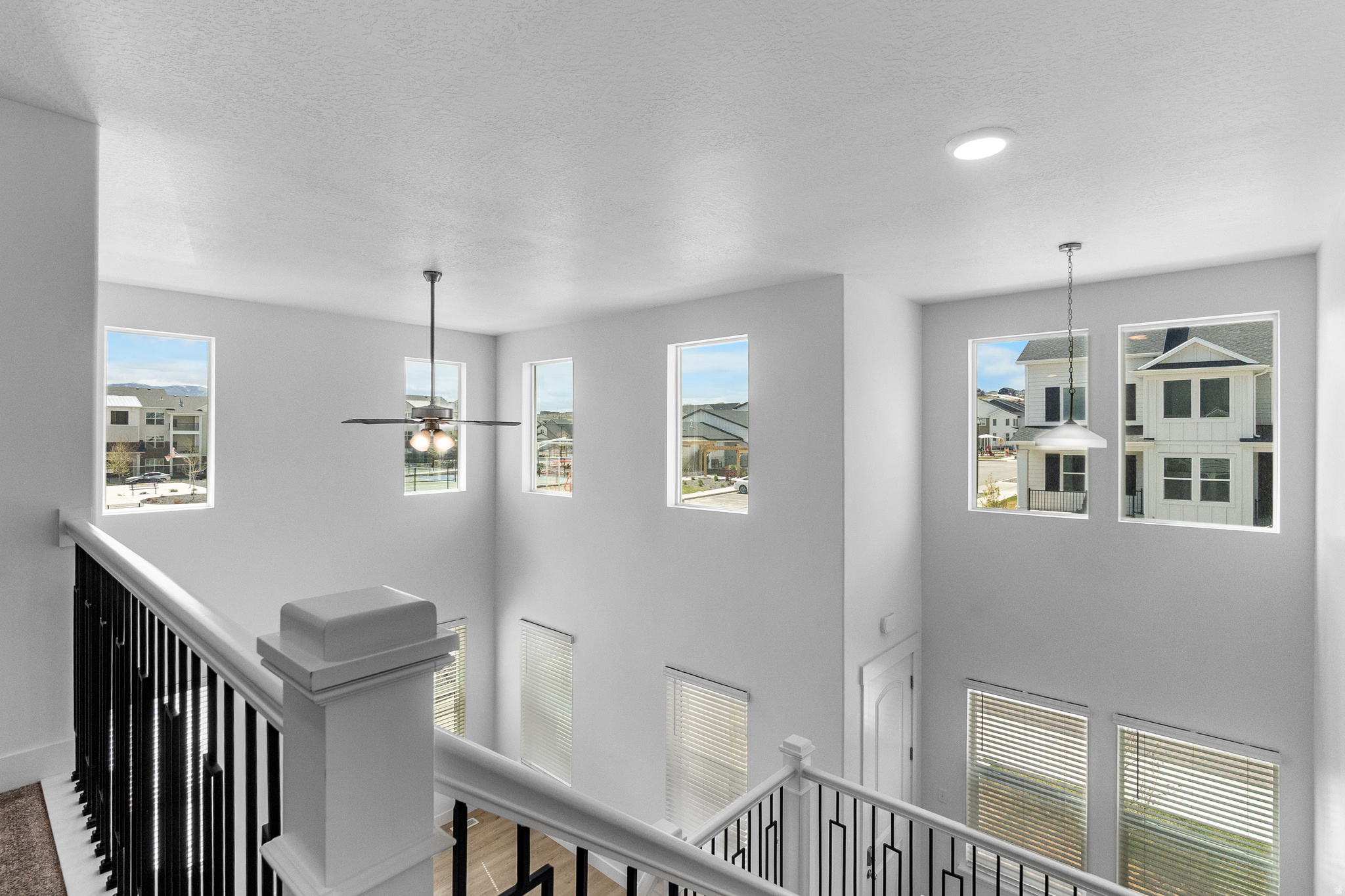 WILLOW POINT - Residential