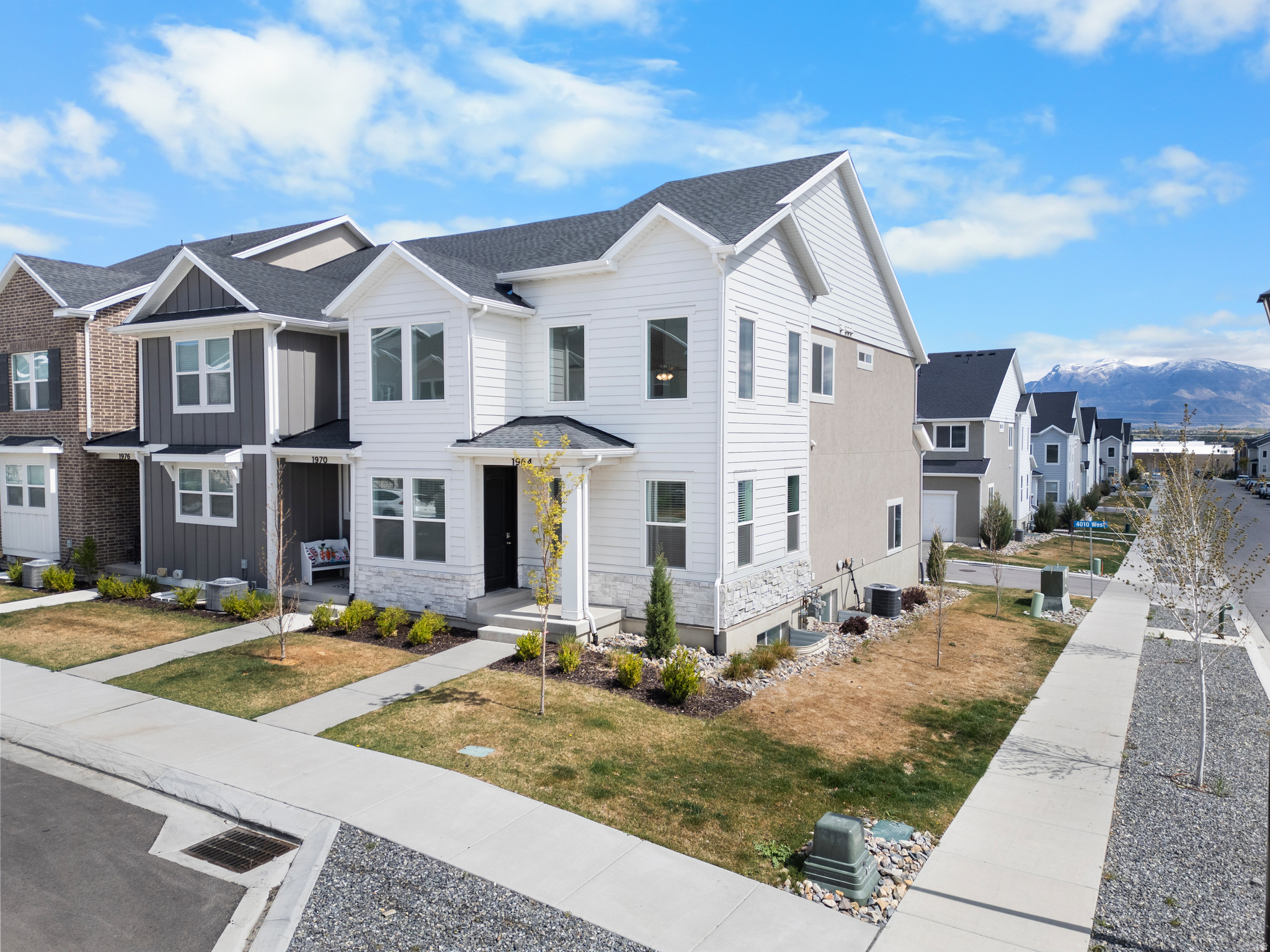 WILLOW POINT - Residential