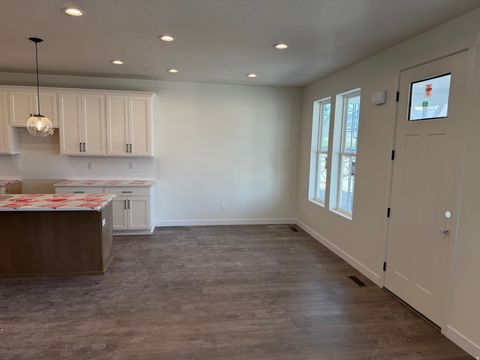 Tiny photo for 11436 S GLASS HILL DR, South Jordan, UT 84009 (MLS # 2148122)
