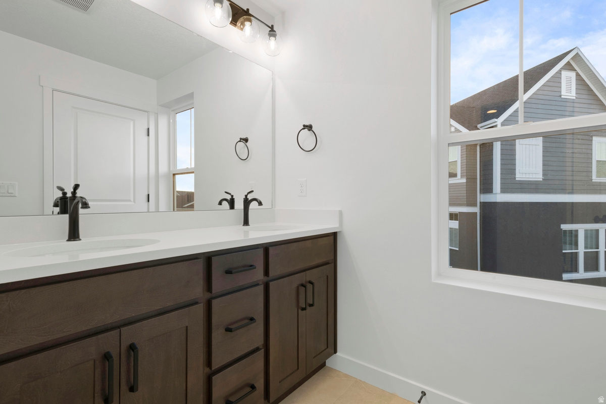 DAYBREAK - Residential