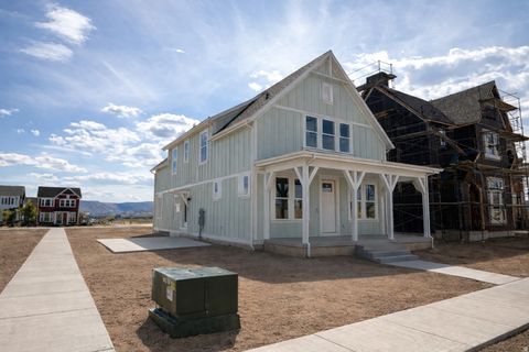 Photo of 11436 S GLASS HILL DR, South Jordan, UT 84009 (MLS # 2148122)