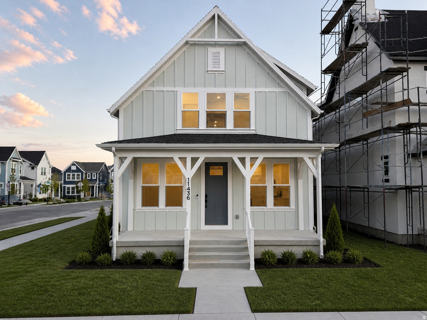 DAYBREAK - Residential