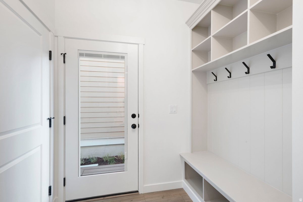 DAYBREAK - Residential