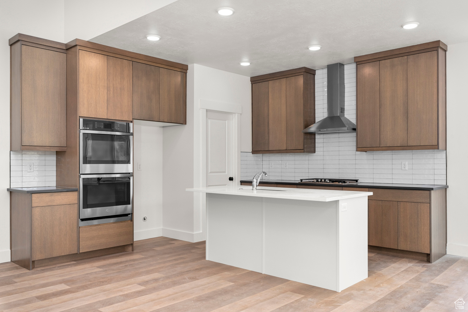 RIDGE - Residential