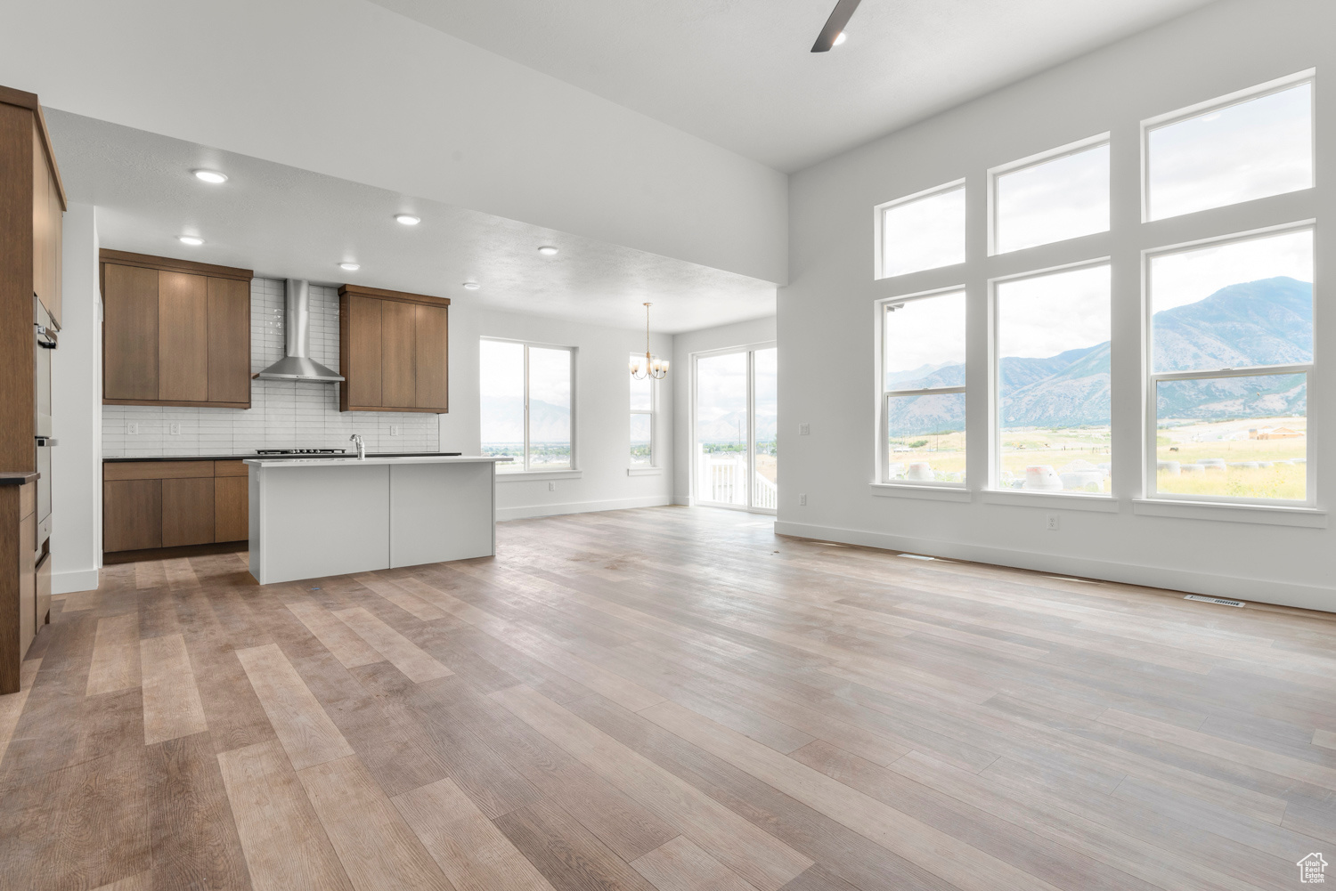 RIDGE - Residential