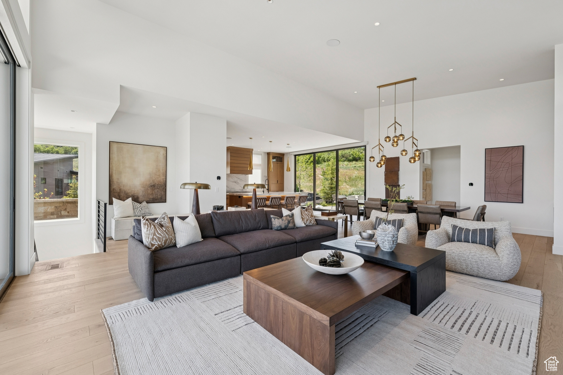 SKYRIDGE-URSA - Residential