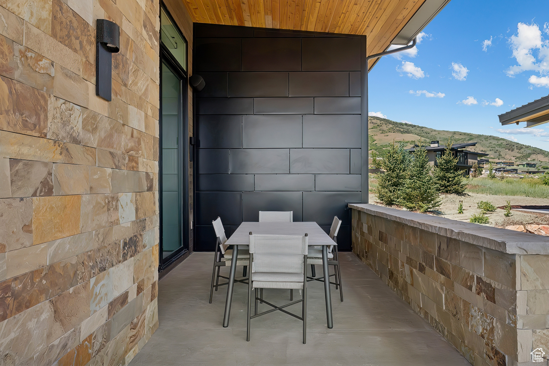 SKYRIDGE-URSA - Residential