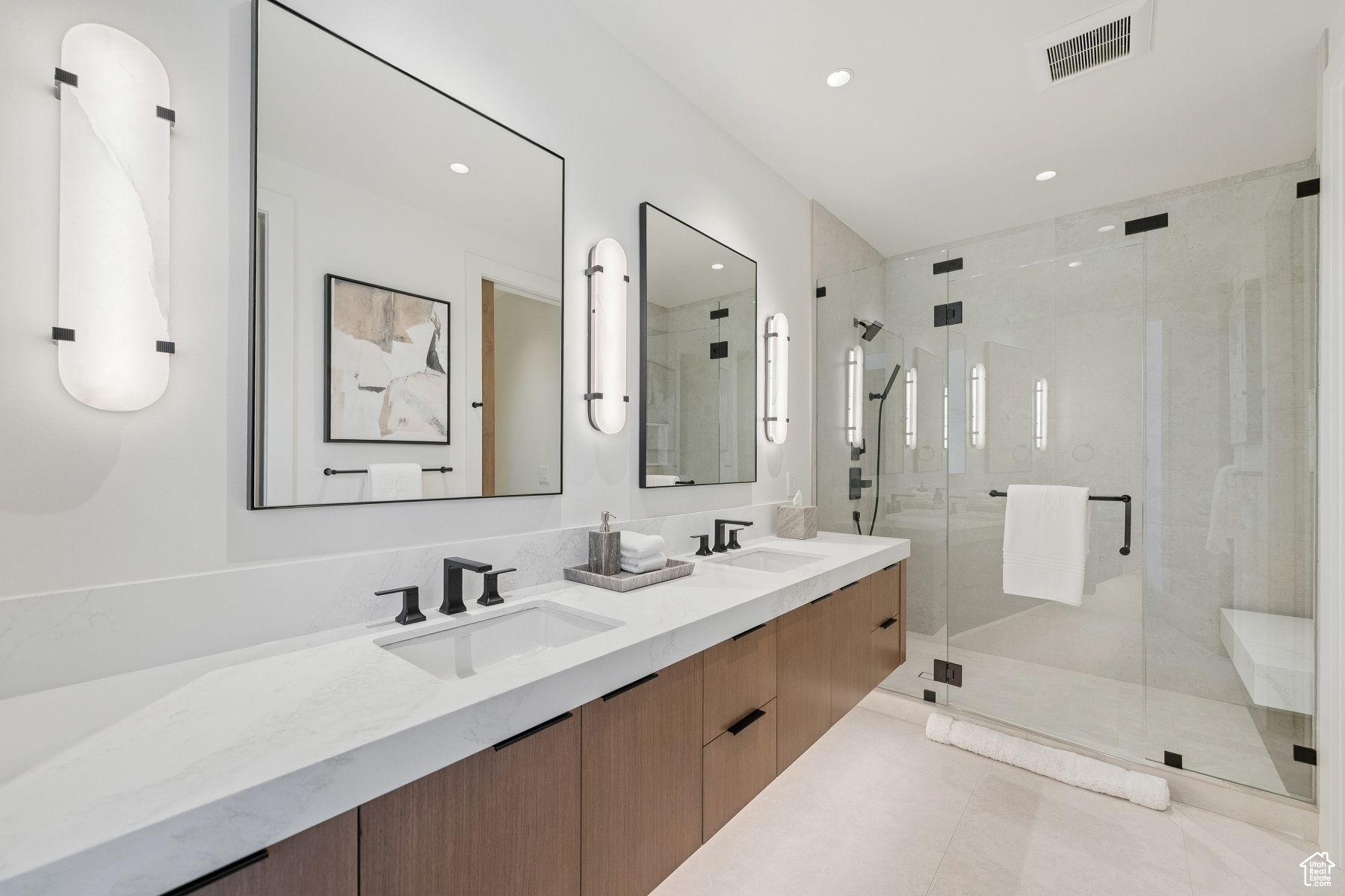 SKYRIDGE-URSA - Residential