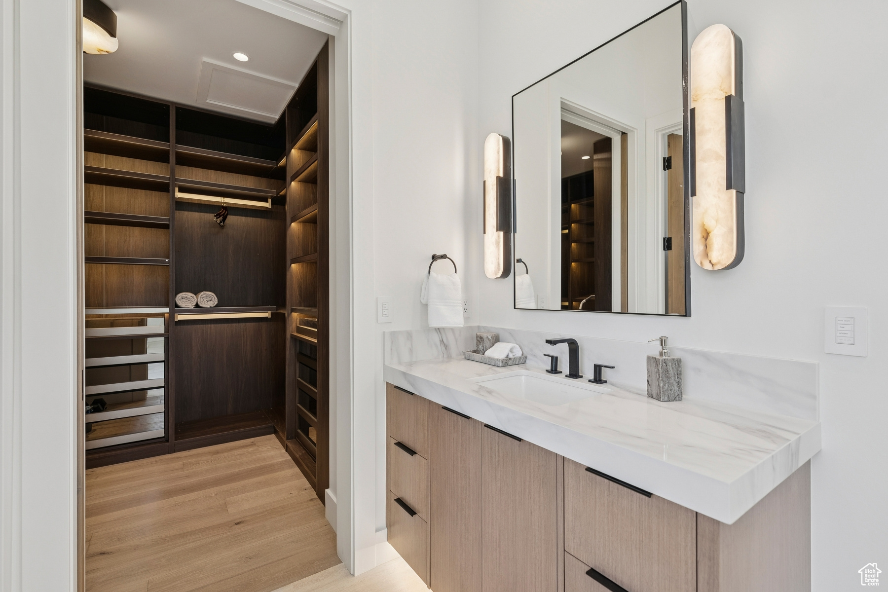 SKYRIDGE-URSA - Residential