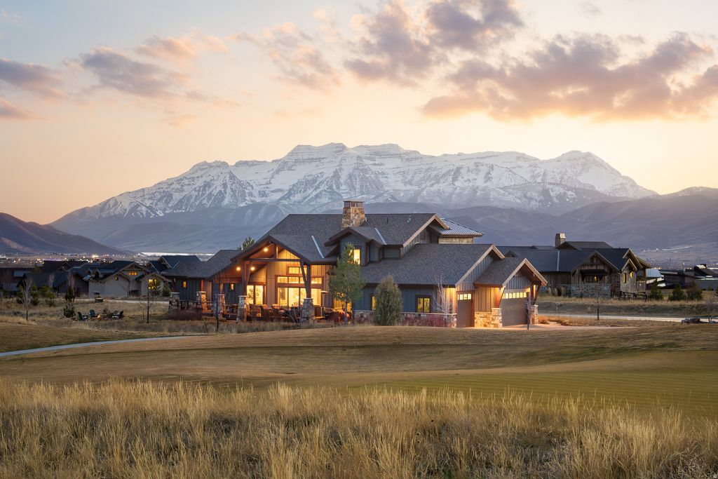 Photo of 800 N CHIMNEY ROCK RD #256, Heber City, UT 84032 (MLS # 2145764)