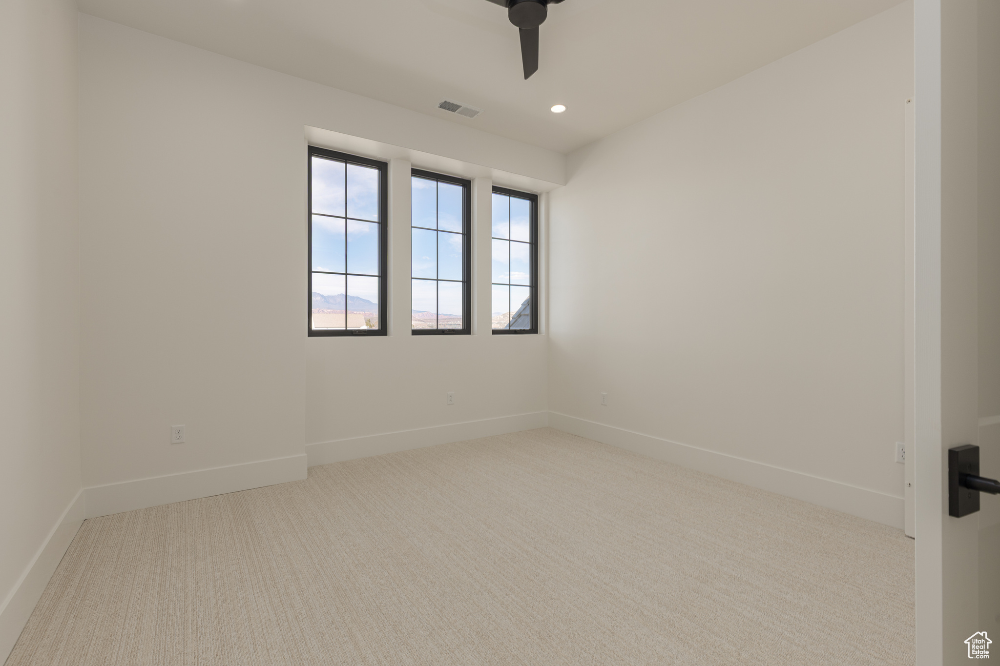 3302 E Seegmiller Dr, Saint George, Utah image 31