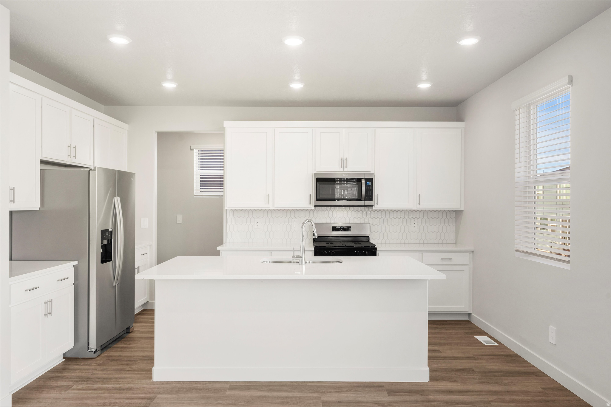 PROSPERTY OVERLAKE - Residential