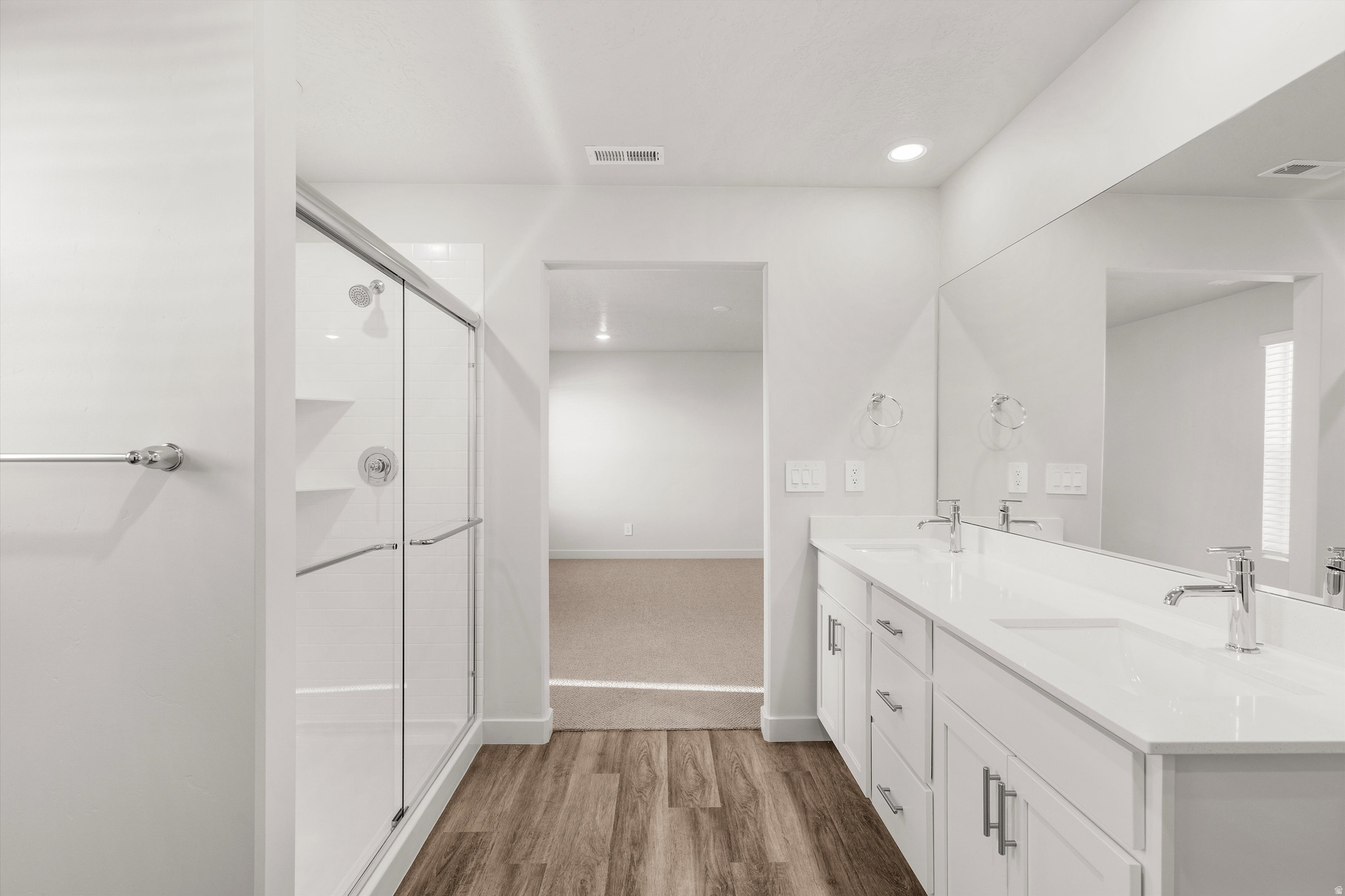 PROSPERTY OVERLAKE - Residential