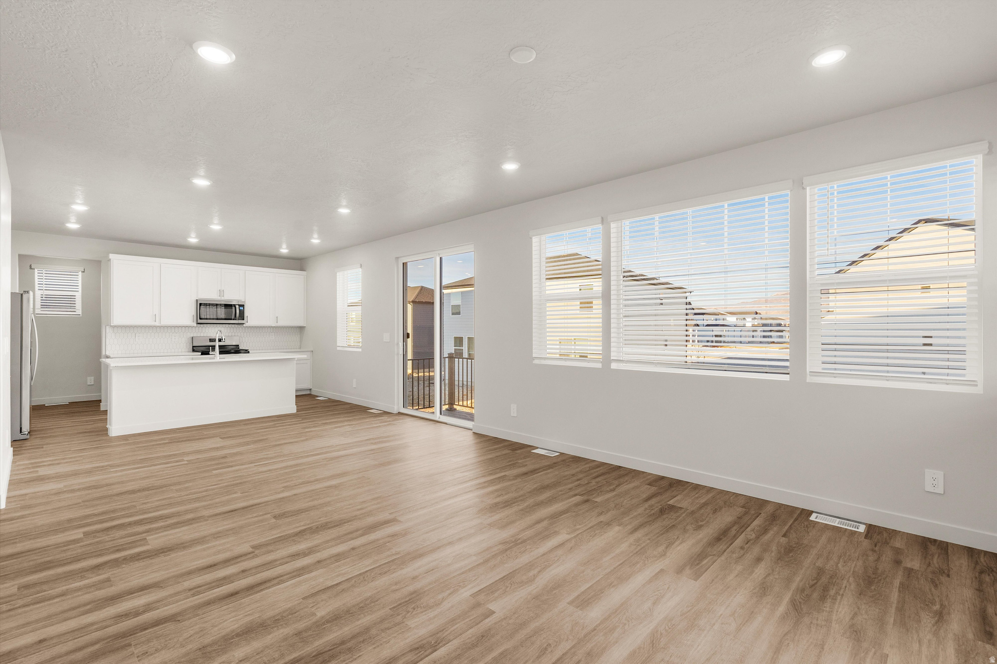 PROSPERTY OVERLAKE - Residential