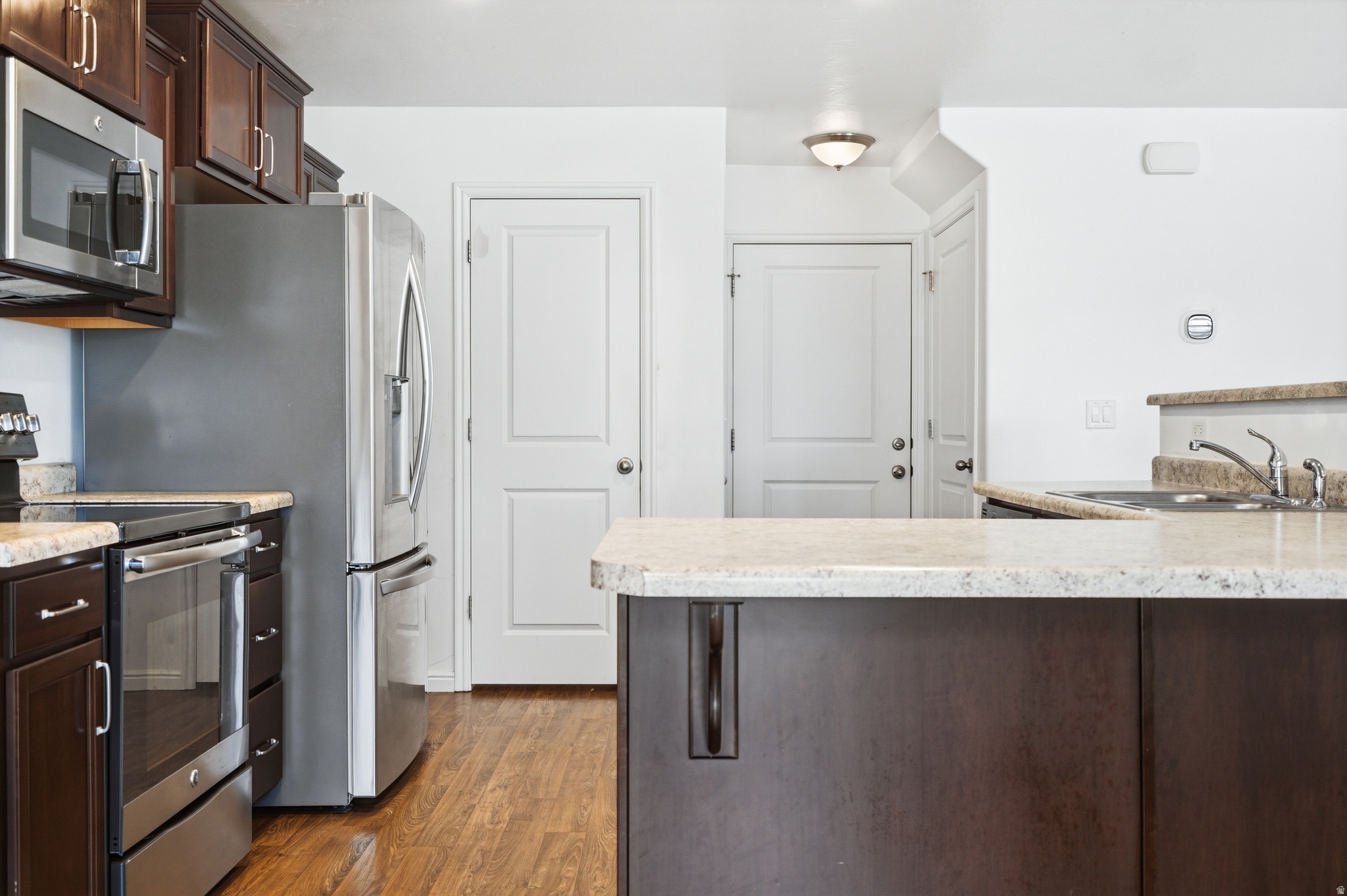 LEGACY FARMS - Residential