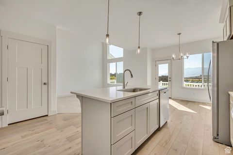 Tiny photo for 1027 W CORAL CHARM WAY, Saratoga Springs, UT 84045 (MLS # 2116476)