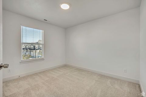 Tiny photo for 1027 W CORAL CHARM WAY, Saratoga Springs, UT 84045 (MLS # 2116476)