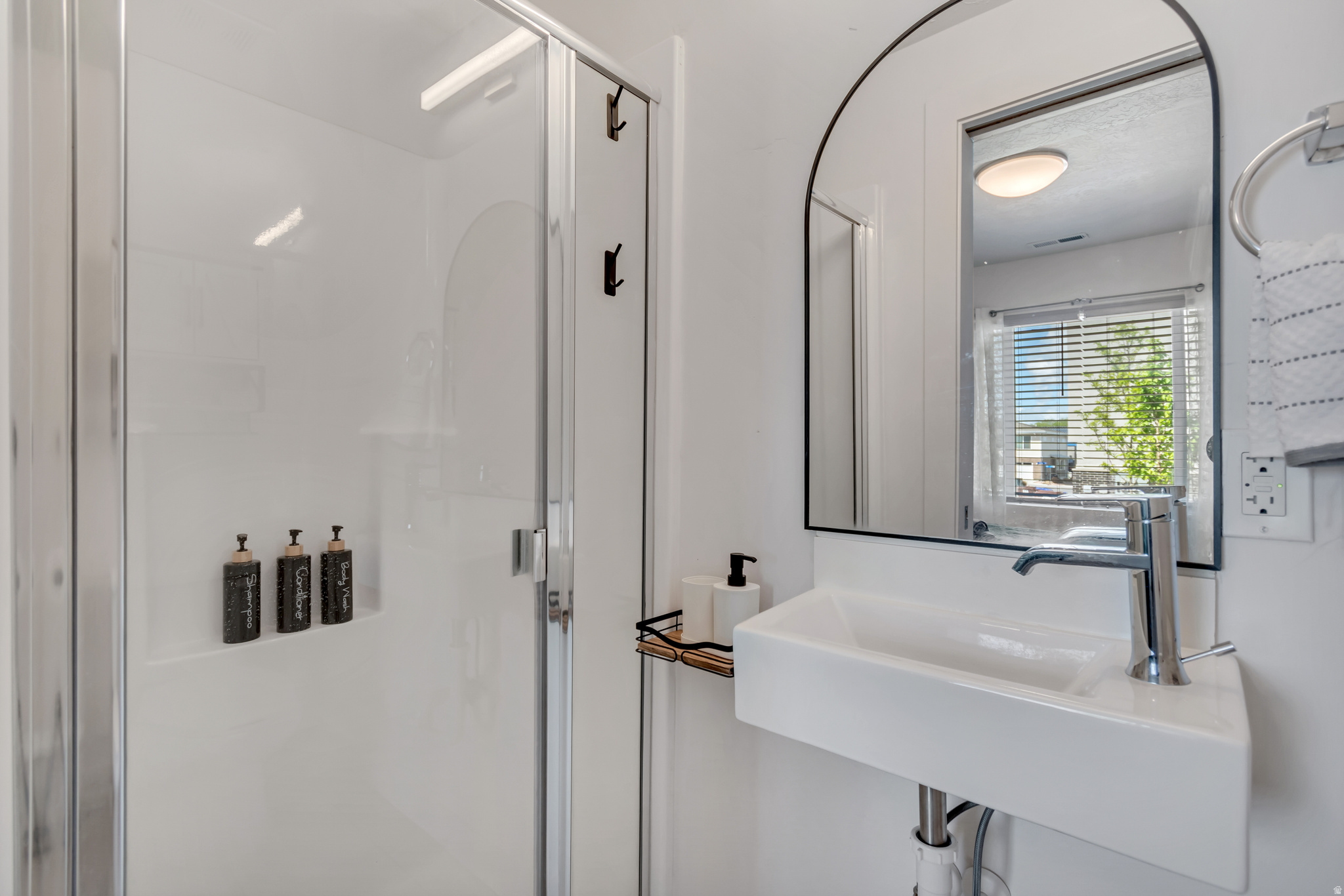 ERIN HILLS TOWNHOMES - Residential