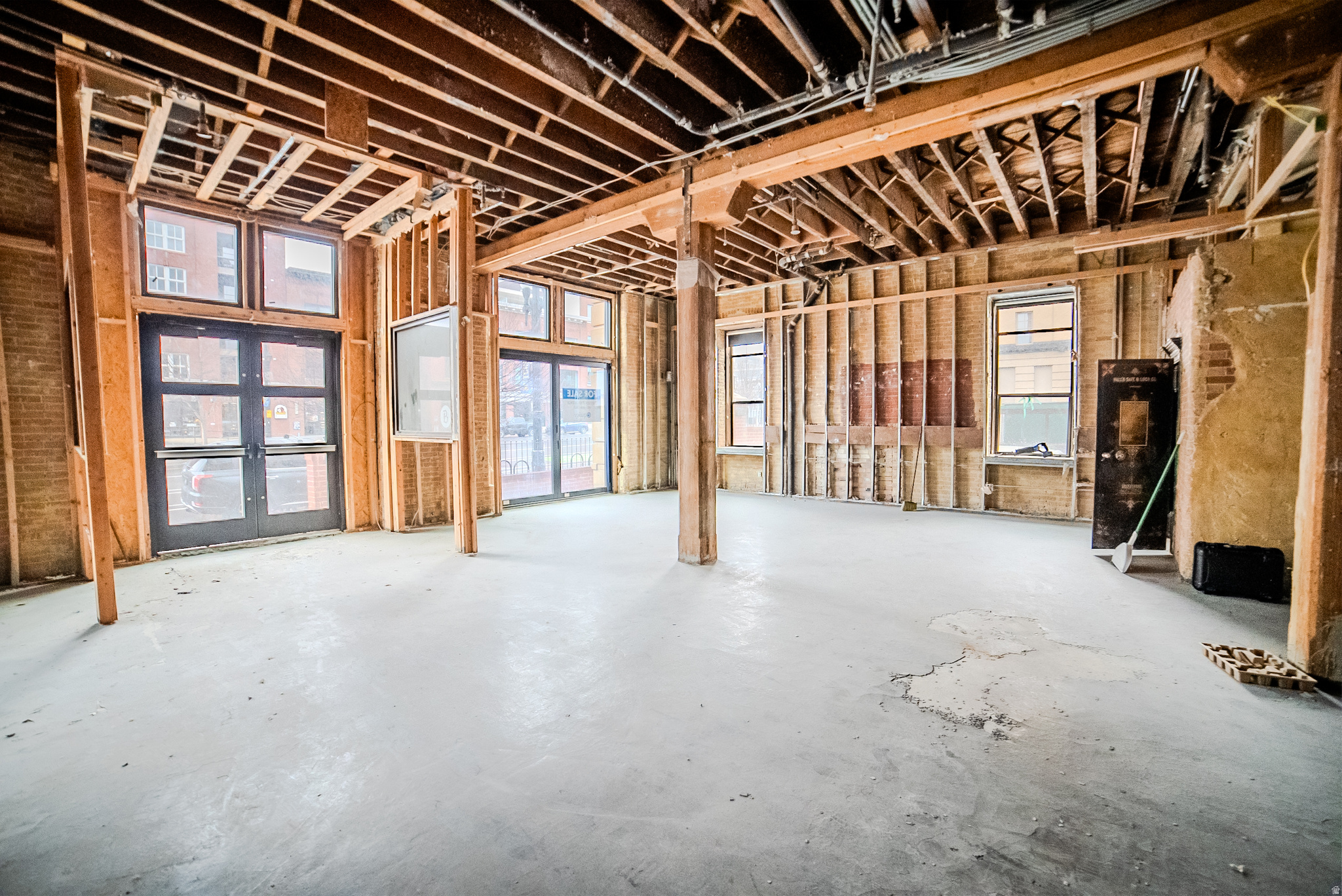 WAREHOUSE DISTRICT CONDOMINIUMS - Commercial Sale