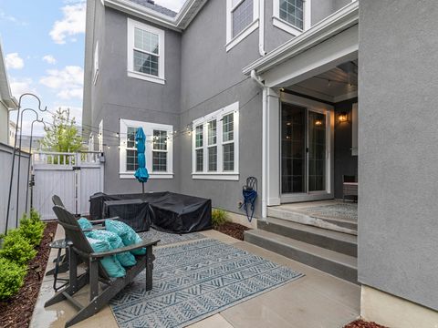 Tiny photo for 6453 W MOON VALLEY DR, South Jordan, UT 84009 (MLS # 2148019)