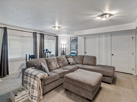 Tiny photo for 6453 W MOON VALLEY DR, South Jordan, UT 84009 (MLS # 2148019)