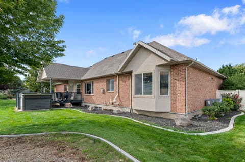 Tiny photo for 1501 W ELK CIR, Mapleton, UT 84664 (MLS # 2158331)