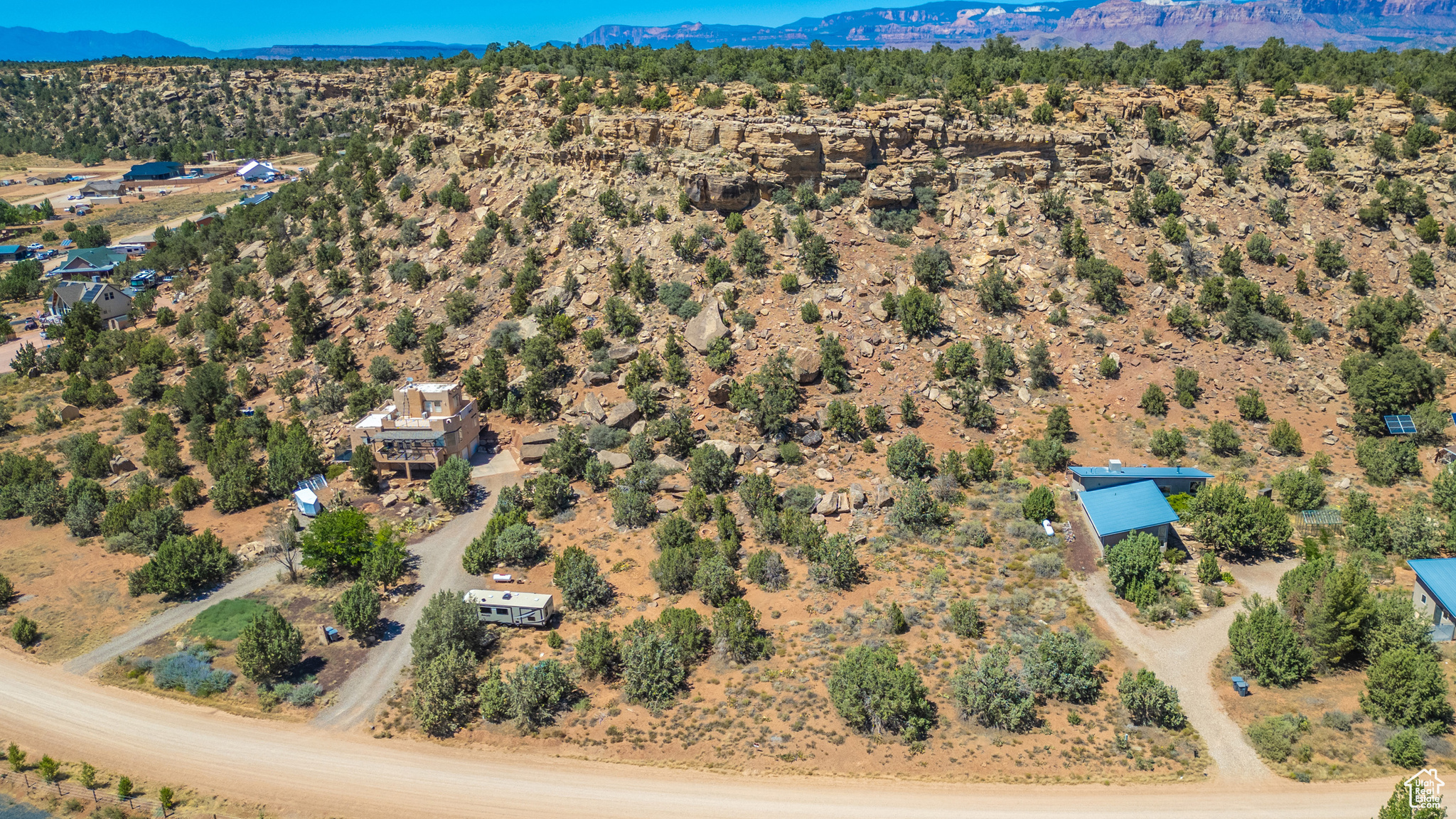 904 N Foothill Dr, Apple Valley, Utah image 5