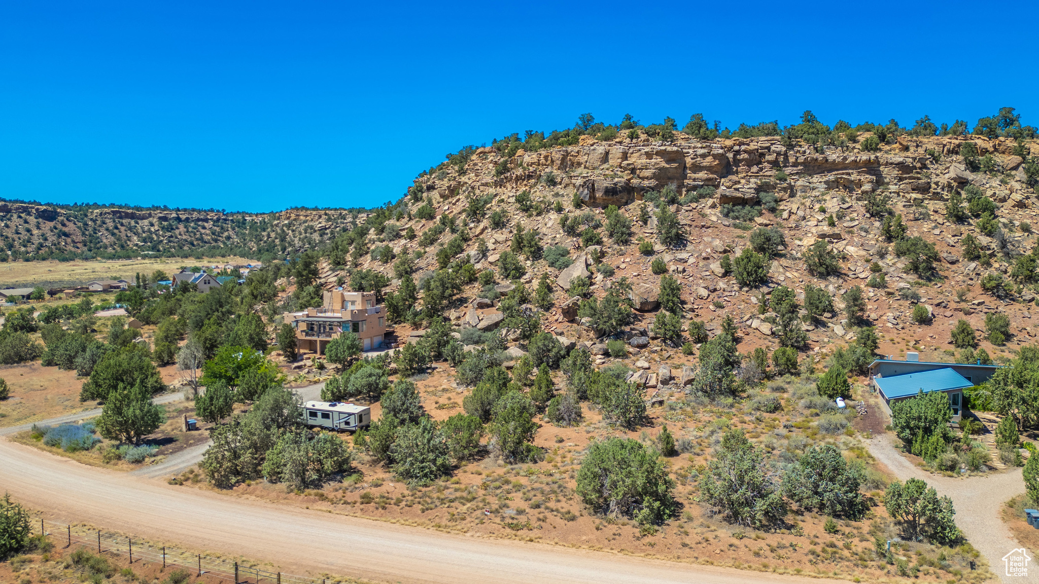 904 N Foothill Dr, Apple Valley, Utah image 4