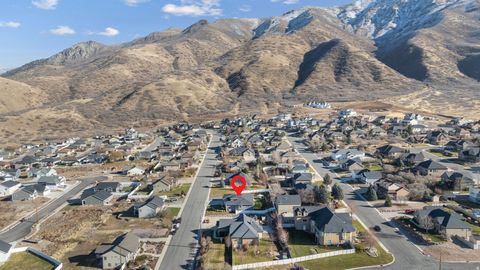 Tiny photo for 942 E 270 S, Santaquin, UT 84655 (MLS # 2127784)