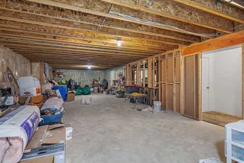 Tiny photo for 942 E 270 S, Santaquin, UT 84655 (MLS # 2127784)