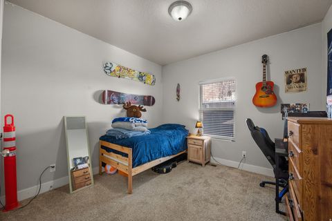 Tiny photo for 942 E 270 S, Santaquin, UT 84655 (MLS # 2127784)