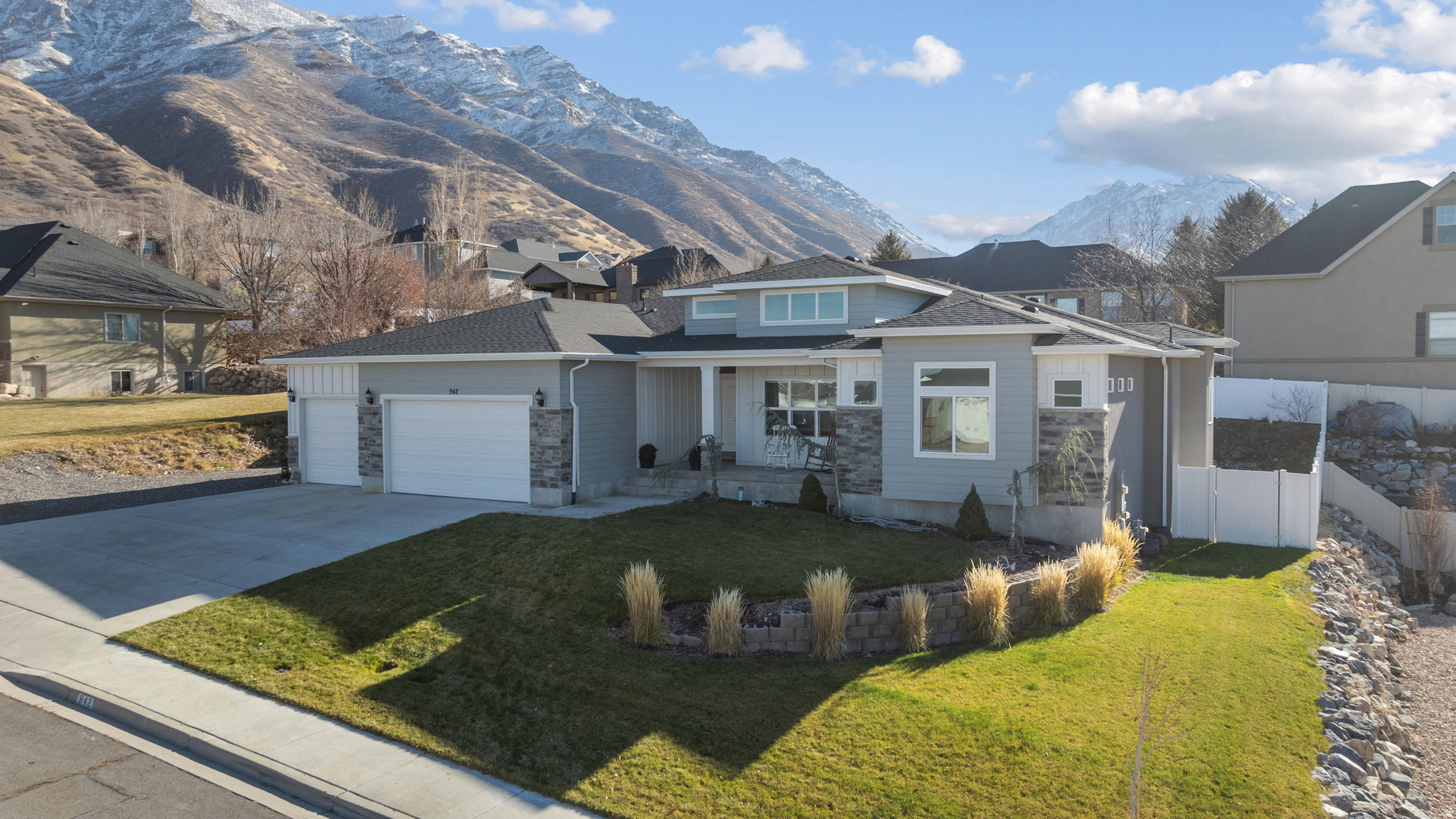 BLACK HAWK HILLS - Residential