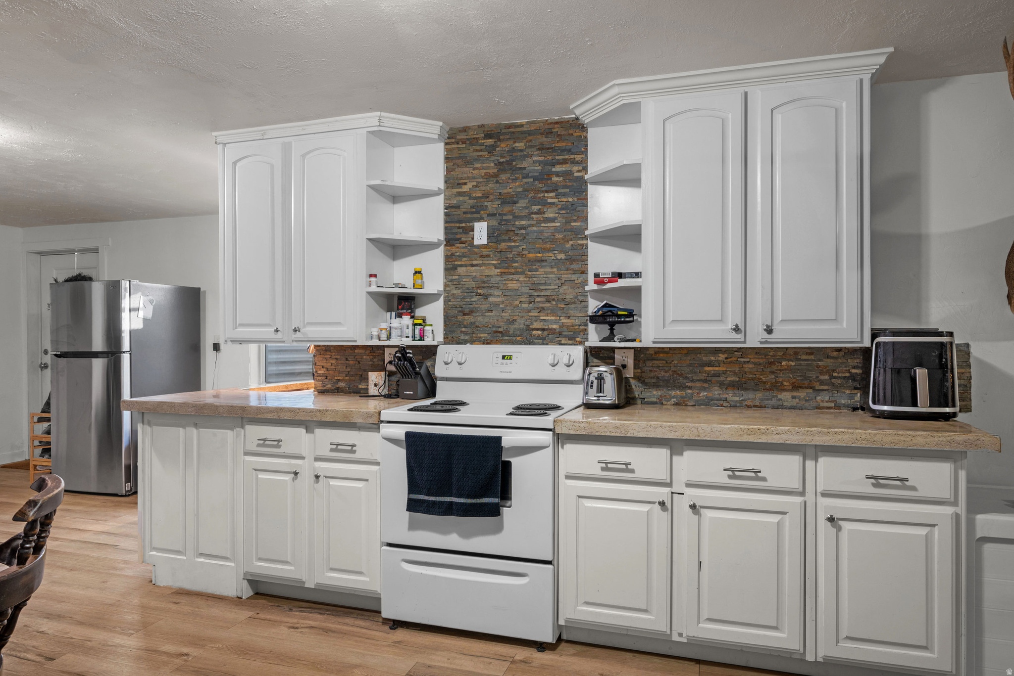 BLACK HAWK HILLS - Residential