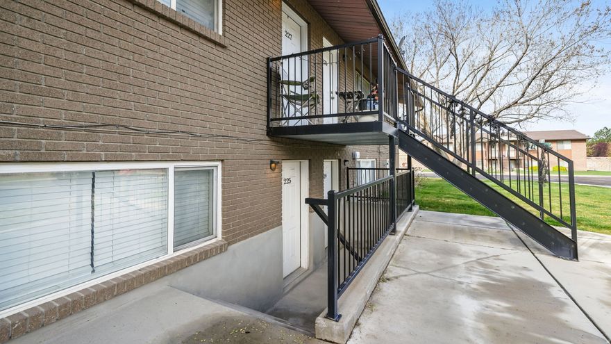 Located in a prime location in Orem within walking distance to bus stops, grocery stores, restaurants, coffee shops, auto shops etc. making it very convenient for everyone. 3 units have had updates, one just got new paint and new carpet and every unit has had A/C installed in the last few years. 2 units just came available so a buyer could raise the rent if desired. These units are always occupied and rent very easily. Current owner has been receiving $1350 a month per unit making this a solid investment.