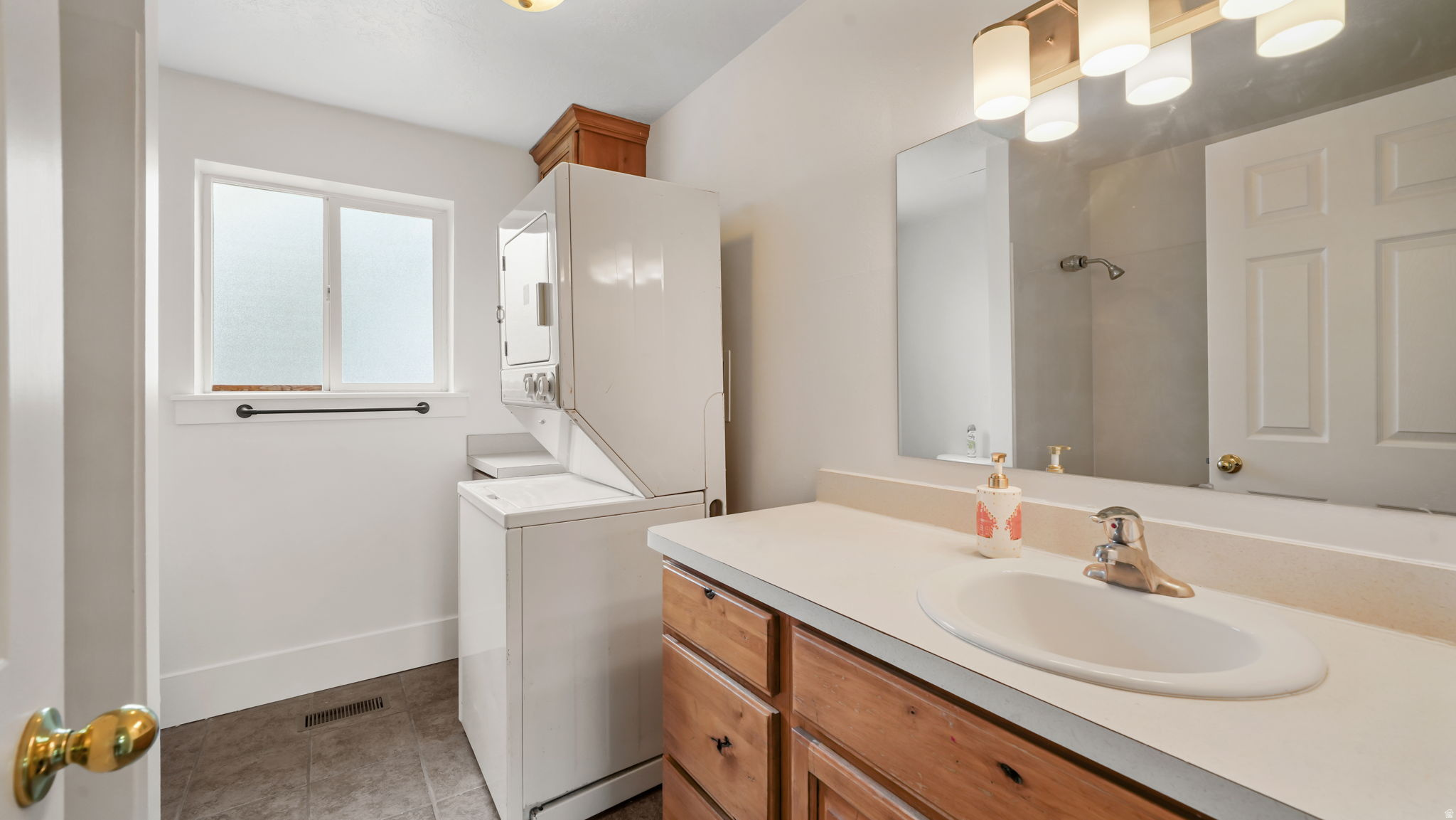 COTTAGE HEIGHTS - Residential Income