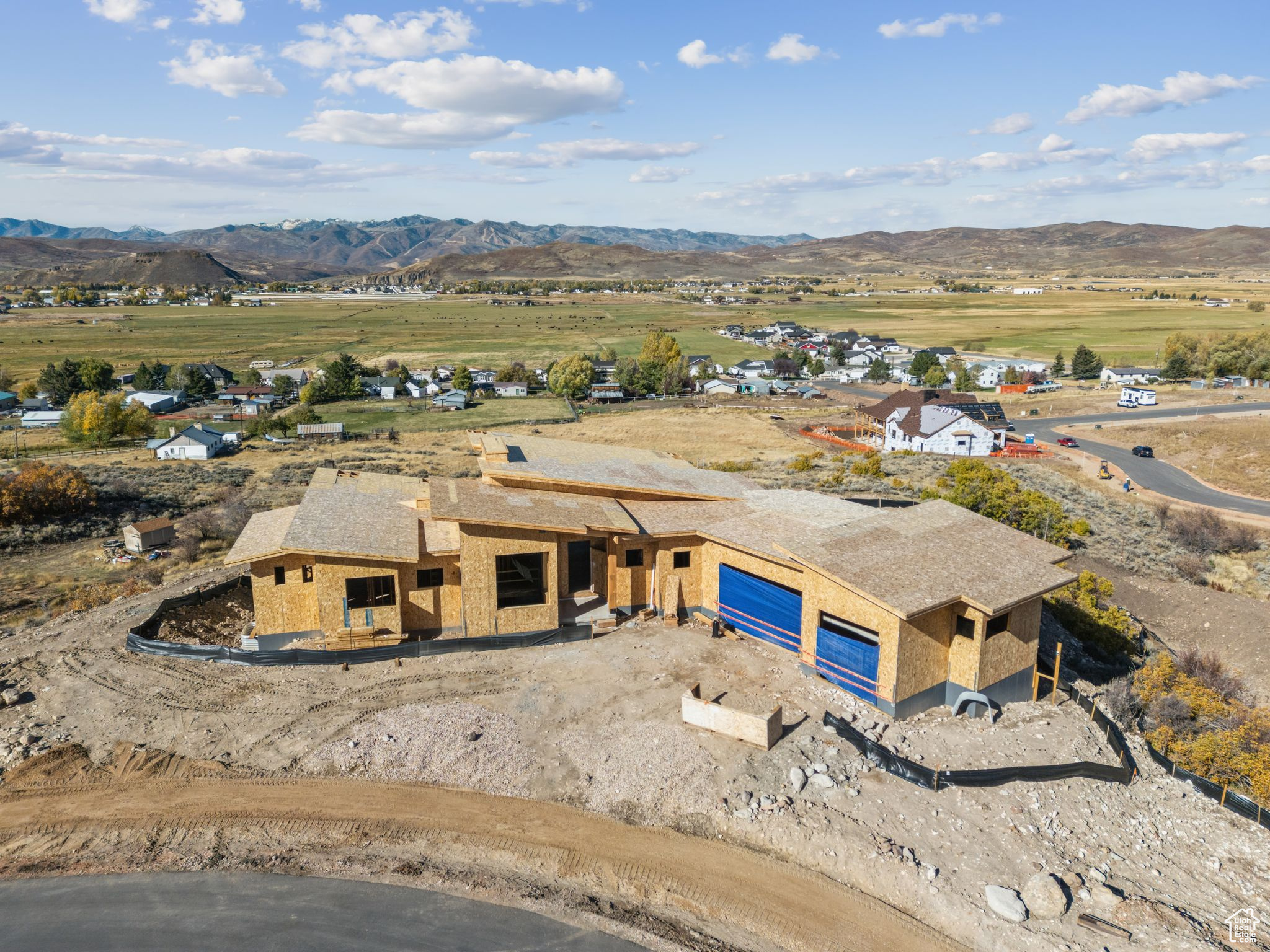 1040 HIGH COUNTRY LN 76